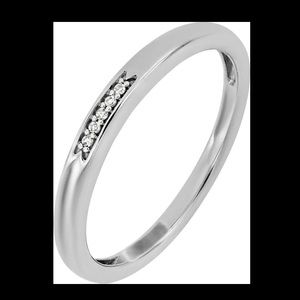 CARRIERE Sterling Silver Diamond Stackable Ring 💍